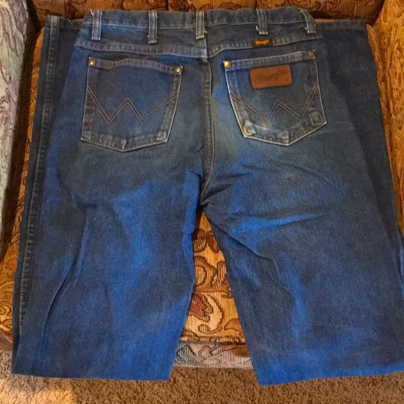 Mens Slim Fit Bootcut Wrangler Jeans - Picture 3 of 5